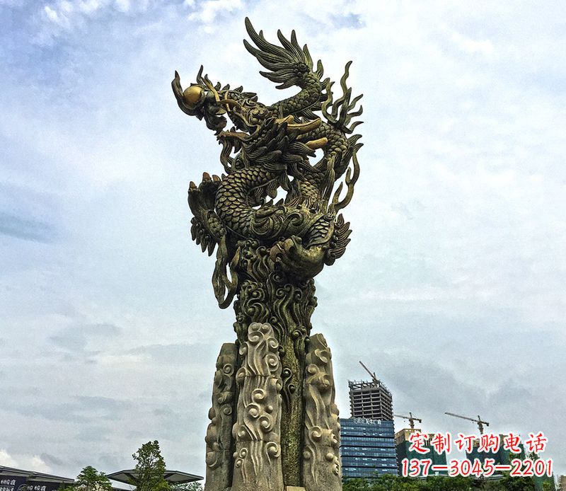 黄冈铜雕盘龙柱