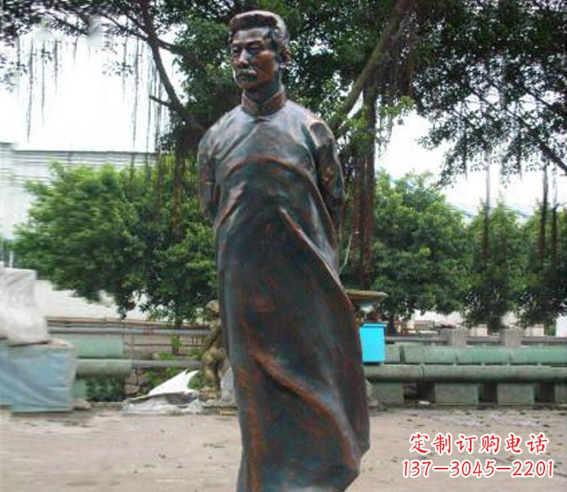 黄冈铜雕校园鲁迅人物雕像摆件