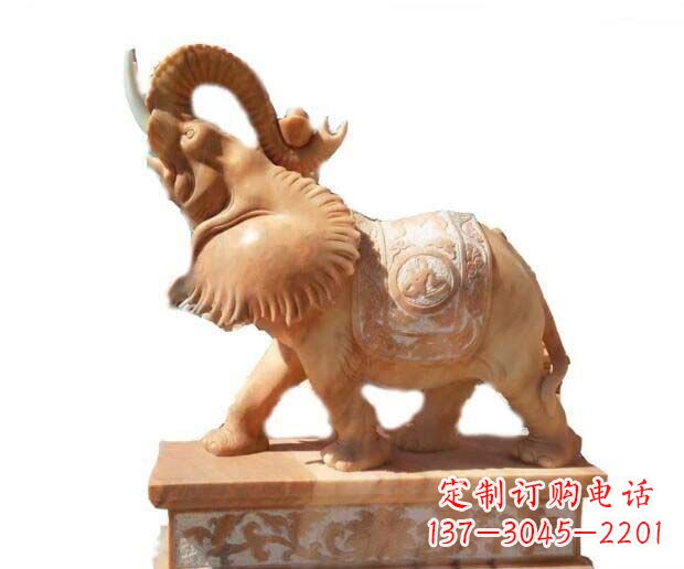 黄冈晚霞红吉祥如意象鼻朝天的大象石雕