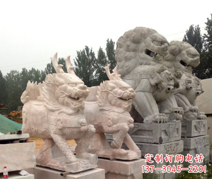 黄冈晚霞红瑞兽麒麟石雕