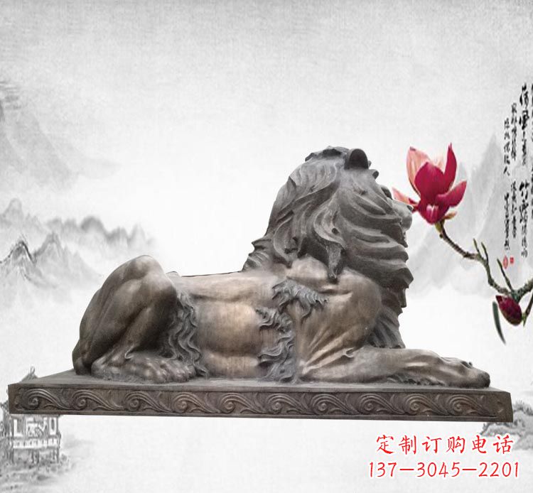 黄冈卧着的西洋狮子铜雕