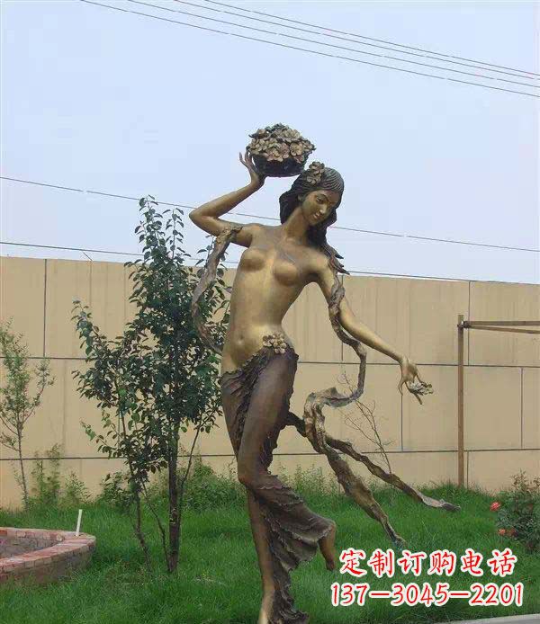 黄冈西方美女公园人物铜雕