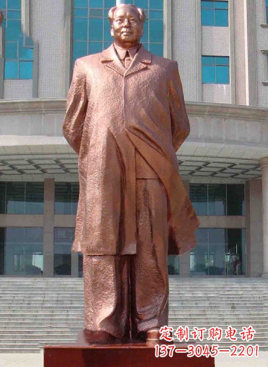 黄冈校园毛主席铜像