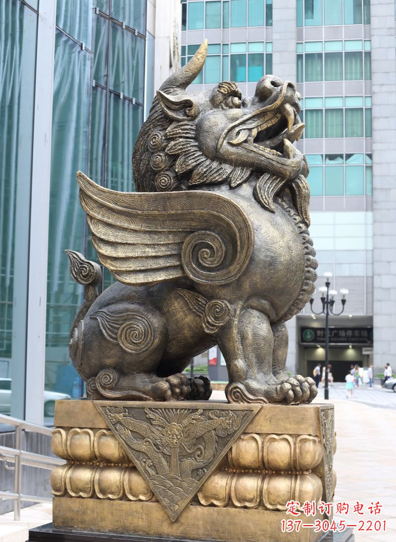 黄冈獬豸法院独角兽铜雕