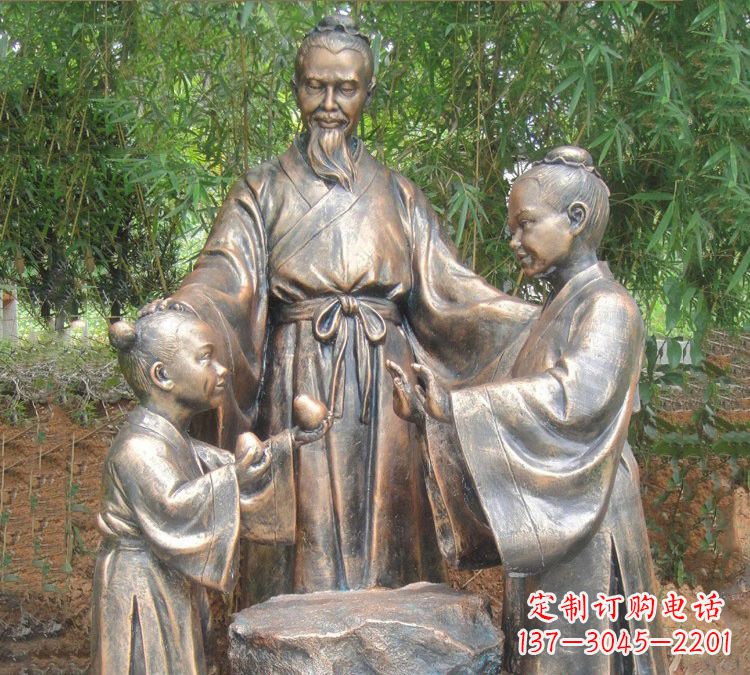 黄冈寓言故事铜雕_孔融让梨