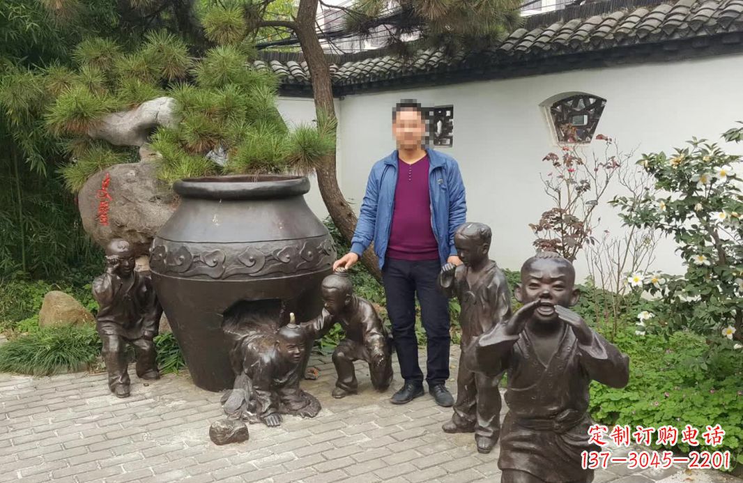 黄冈园林司马光砸缸铜雕