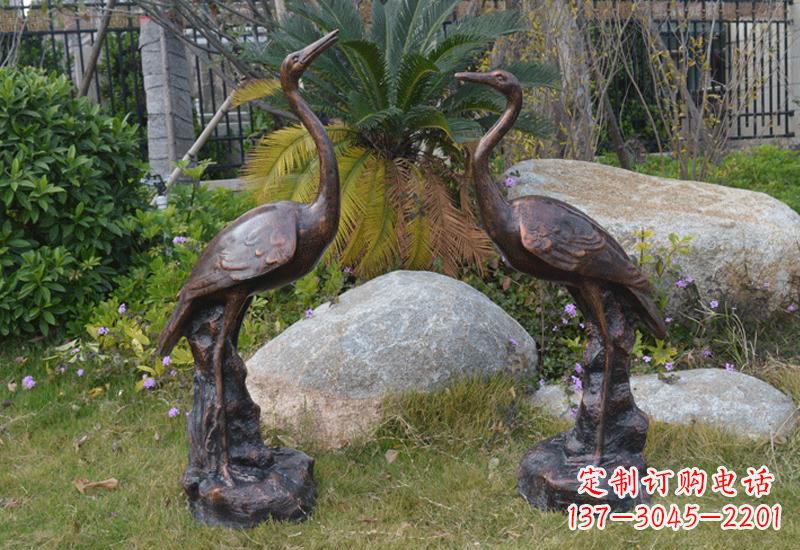 黄冈站立仙鹤雕塑 (2)