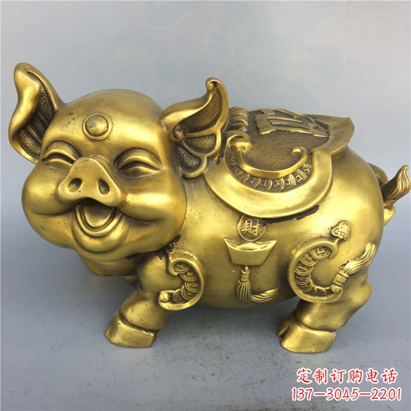 黄冈招财卡通猪铜雕-企业商场美陈动物生肖风水雕塑摆件