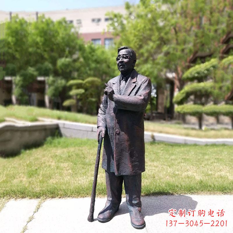黄冈中国名人著名数学家华罗庚铜雕像