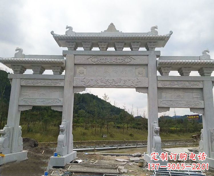 黄冈忠义石牌坊