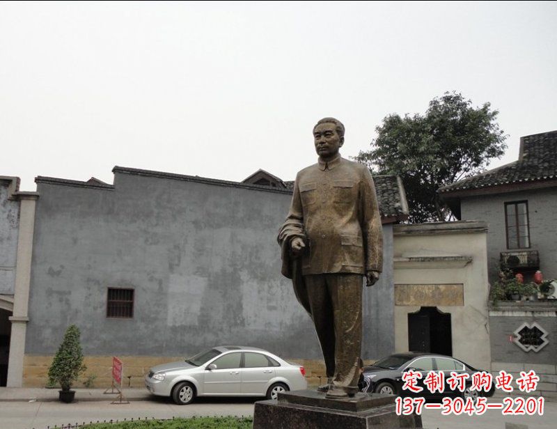 黄冈周恩来广场伟人铜雕