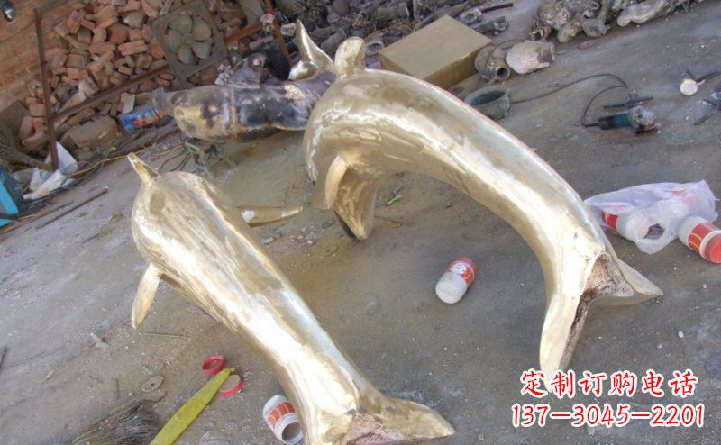 黄冈铸铜海豚公园动物铜雕